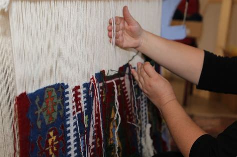  Cut: Stitching Together A History of Turkish Fashion - Unraveling Threads Through Time and Tradition